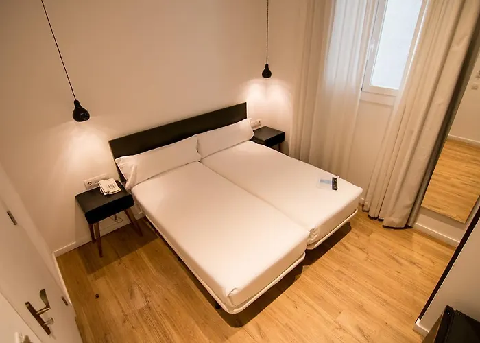 Konukevi Som Nit Triomf 3*
