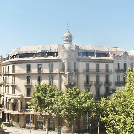 Som Nit Triomf Gasthof Barcelona