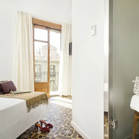 Guest house Som Nit Triomf