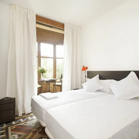 Guest house Som Nit Triomf